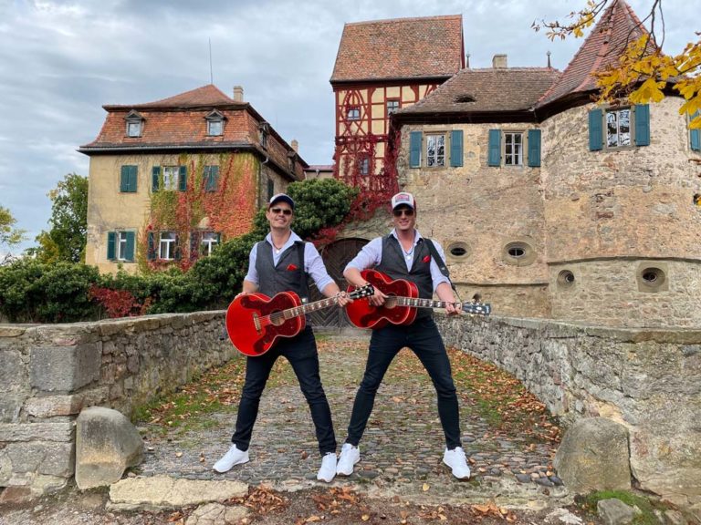 Acoustic Champagne - Duo für jeden Anlass