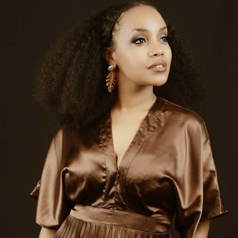 Blues und Soul Sängerin IVONIKA; Pressefoto 2