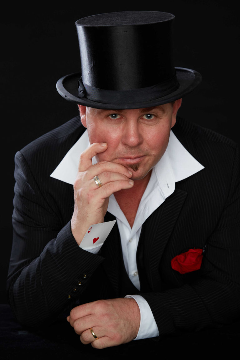 Der Magier und Mentalist für Ihr Event - Ein Highlight der Extraklasse
